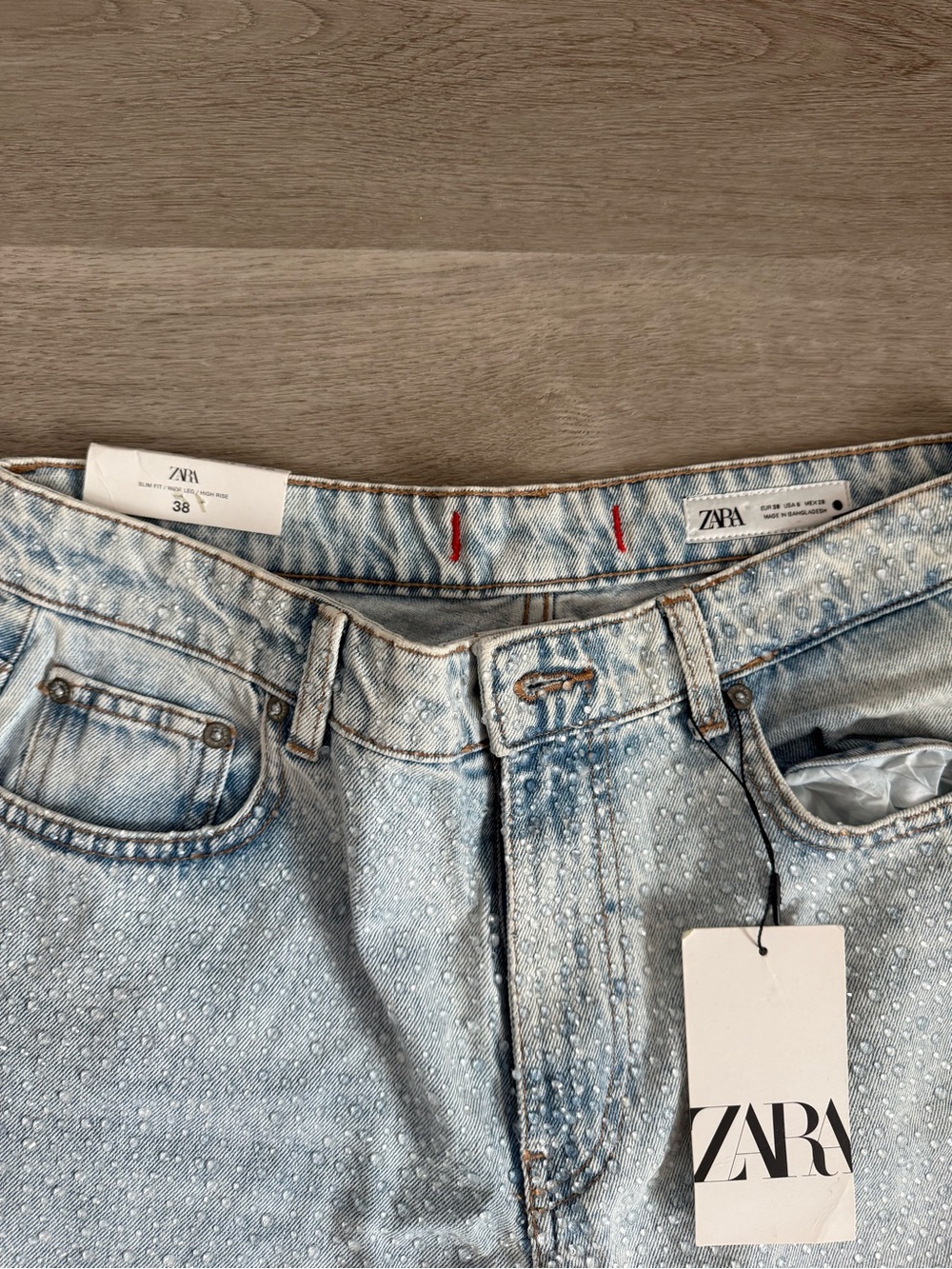 ZARA Women's Straight Jeans - Light Blue Acid Wash - Picture 4 of 5